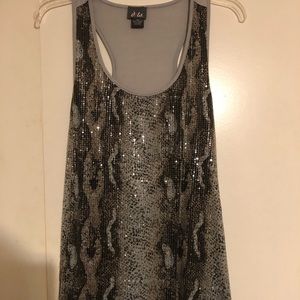🔘Great Deal🔘Ladies Sequin tops, various colors